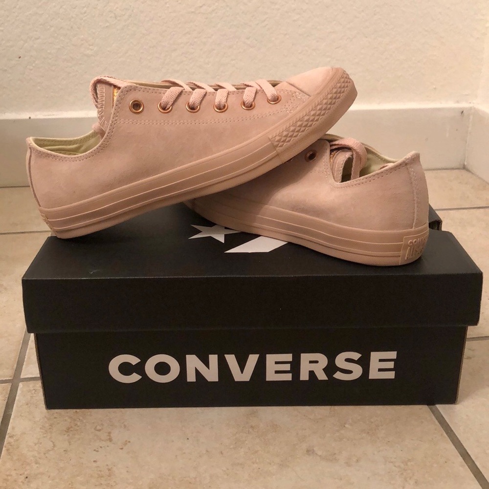 Pink Suede Coverse